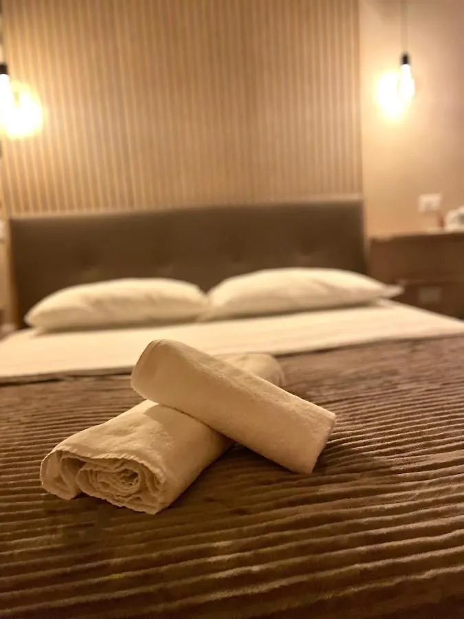 Bed and Breakfast Valentine'S House Napoli 0*,  Italia